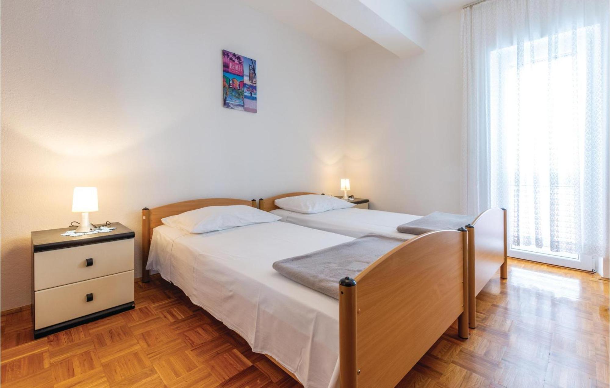 Nice Apartment In Plano With Kitchen Екстер'єр фото