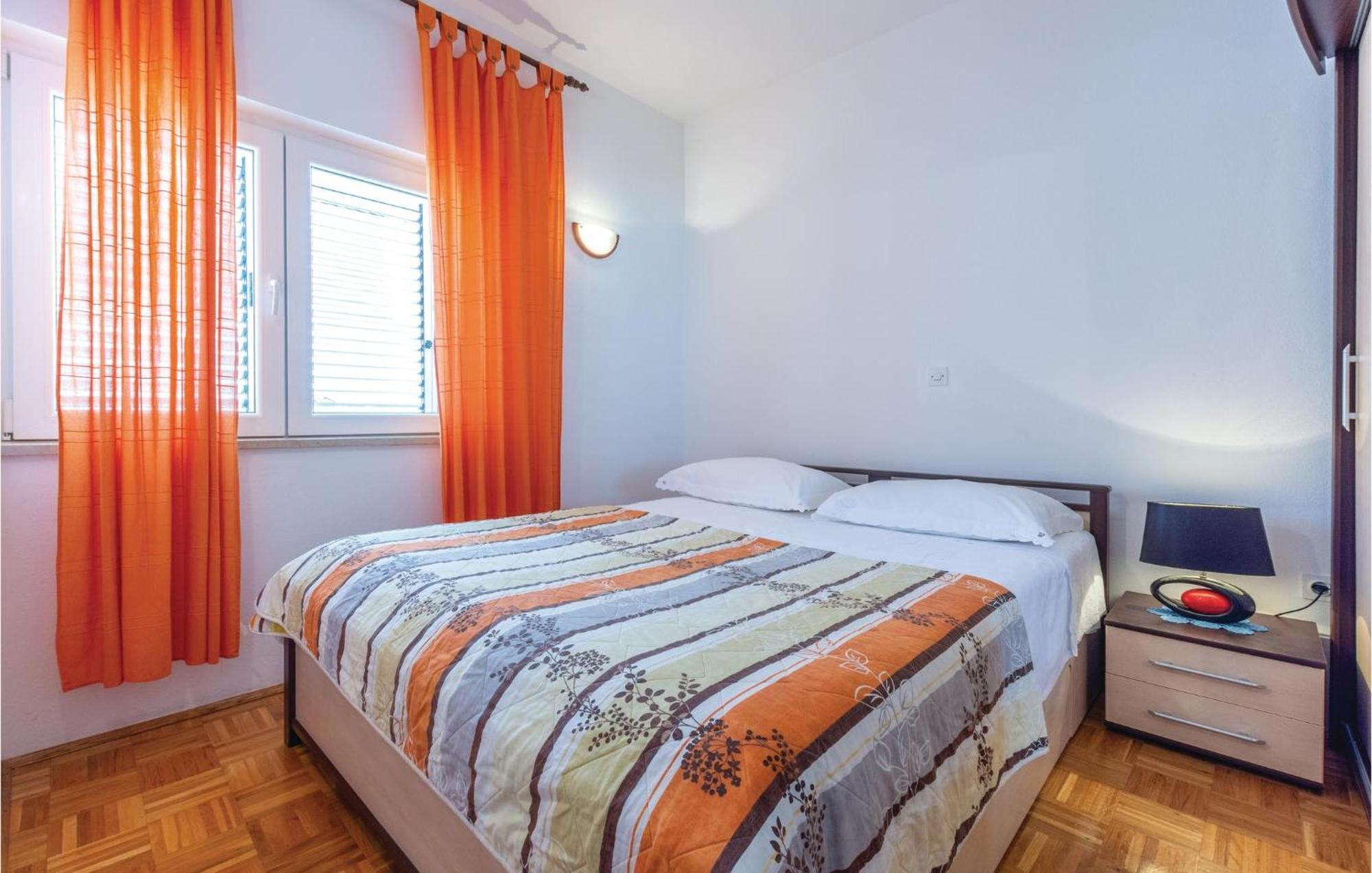 Nice Apartment In Plano With Kitchen Екстер'єр фото
