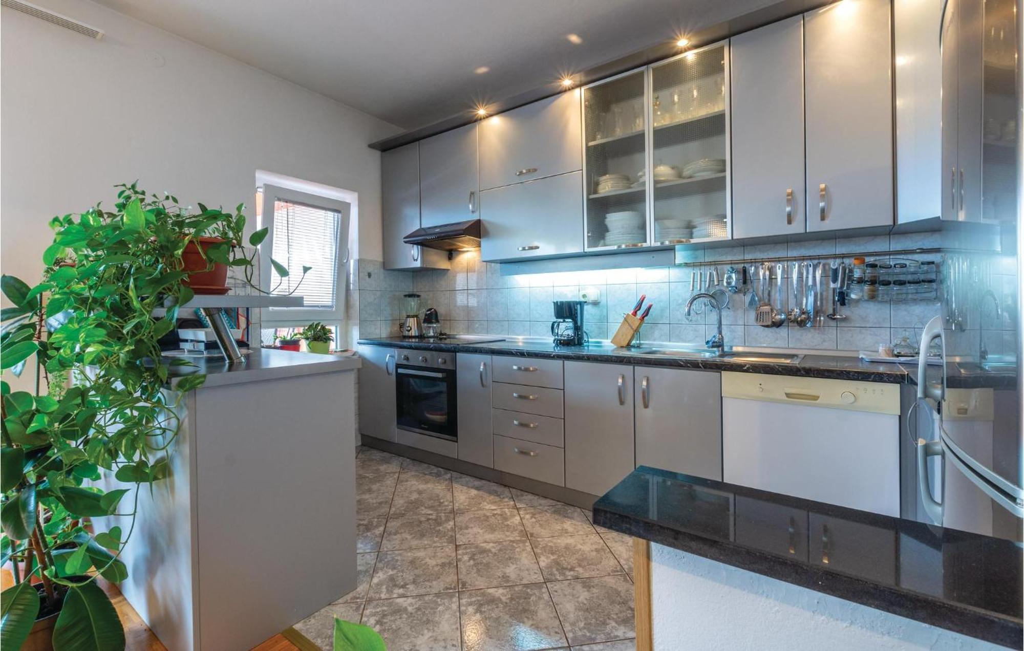 Nice Apartment In Plano With Kitchen Екстер'єр фото